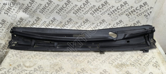 TOYOTA YARİS 2017 2020 ÖN CAM IZGARASI ÇIKMA ORJİNAL 55781-0D400