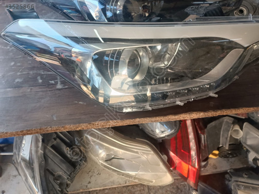 Çıkma Hyundai i20 Sağ Ön Ledli Far - Orijinal ve Kaliteli