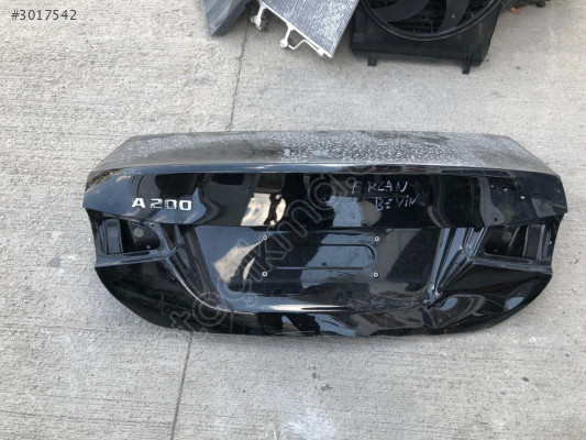 MERCEDES A SERİ W177 SEDAN YENİ A BAGAJ KAPAĞI