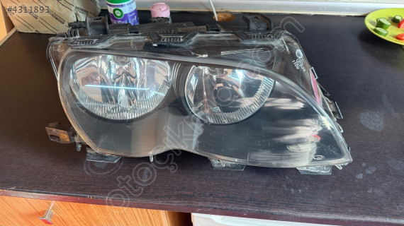 2001-2004 BMW E46 KASA 3.20 SAĞ DÜZ FAR ORJİNAL ÇIKMA