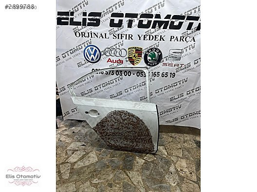 SKODA RAPİD SAĞ ARKA KAPI