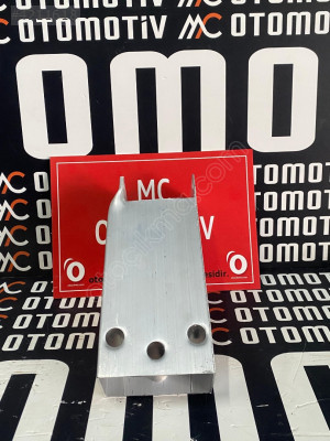 Mercedes A180 A176 tampon demir babası A2466200195