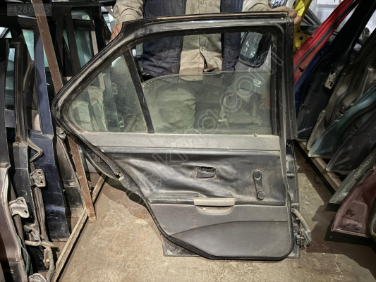 BMW E36 SOL ARKA KAPI CAM KRİKOSU , BMW 3 SERİSİ CAM KRİKOSU