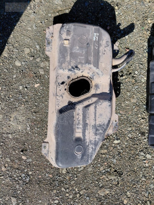 Fiat Albea 1.3 yakıt deposu