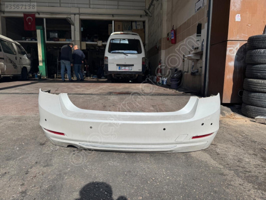 BMW 3 SERİSİ F30 KASA BEYAZ ARKA TAMPON ORJINAL