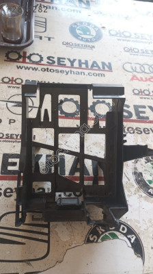 8K1971845 Audi A4 2014 bcm konfor beyni braketi