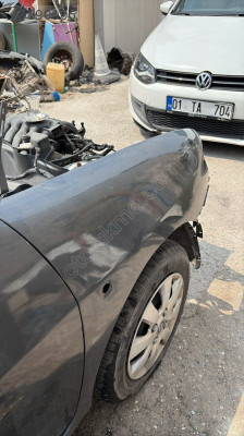 seat cordoba 2001 ön sağ çamurluk