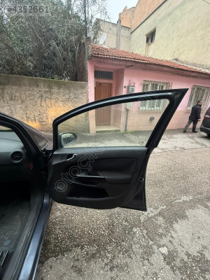 VOLKSWAGEN TRANSPORTER SAĞ ÖN KAPI KONUK OTO