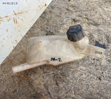 RENAULT MEGANE YEDEK SU DEPOSU