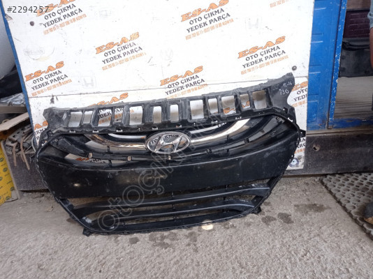 Hyundai İ30 Çıkma Ön Tampon Panjuru 2012-2016