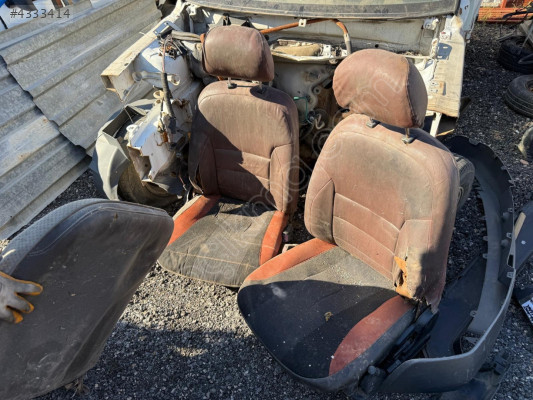MİTSUBİSHİ LANCER KOLTUK 1990 MODEL ORJİNAL ÇIKMA TEMİZ