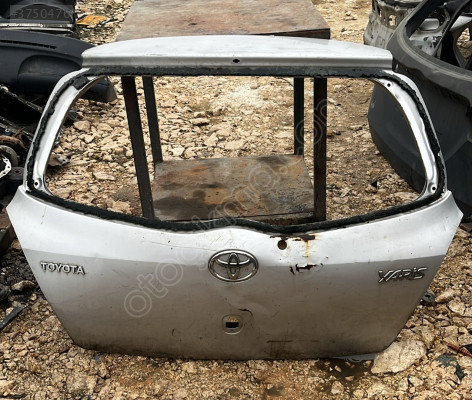 TOYOTA YARİS BAGAJ KAPAĞI ÇIKMA ÇEVİK OTO