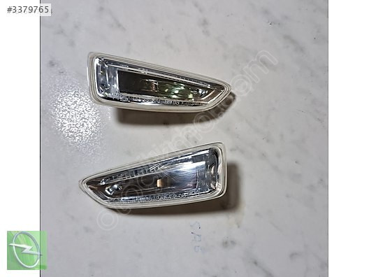 OPEL CROSSLAND ÖN ÇAMURLUK SİNYAL SAĞ VE SOL GM YQ00011580