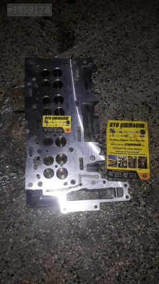 BMW E90 N47 177HP 7797678 Silindir Kapağı - Oto Çıkma Parçal