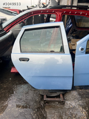 FIAT PUNTO SAG ARKA KAPI MERT OTO