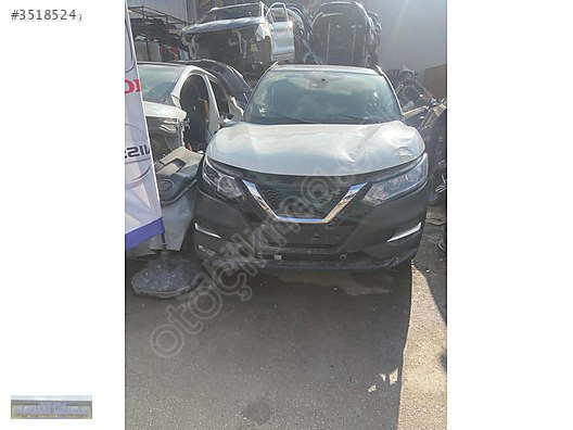 Nissan Qashqai Ön Panjur