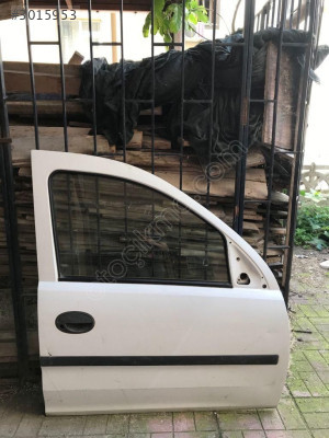 Opel combo c sağ ön kapı beyaz sökme kapı