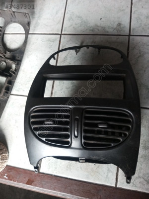 Peugeot 206 teyp çerçevesi ve difüzörler