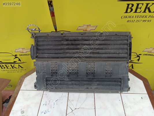 OPEL GRANDLAND ELEKTRİKLİ HAVA PERDESİ ÇIKMA ORJİNAL YEDEK PARÇA