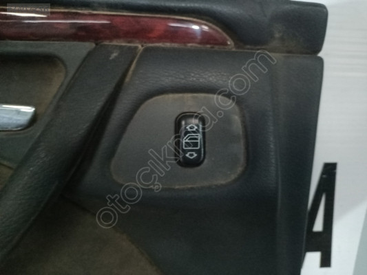 MERCEDES W210 SOL ARKA CAM DÜĞMESİ