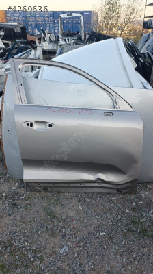 2018-23 VOLVO XC40 SAĞ ÖN KAPI ÇIKMA ORJİNAL