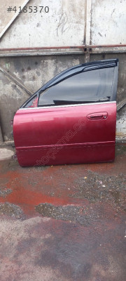 Mazda 626 hatcback sol ön kapı