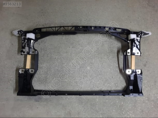 AUDİ A4 ÖN PANEL 2016-2018 ARASI YENİ SIFIR