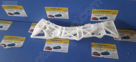 Mazda 3  Tampon Braketi  Sol Arka HB