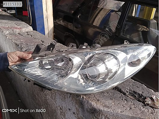 Peugeot 307 S2 makyajlı kasa sol far orijinal sıfır ürün