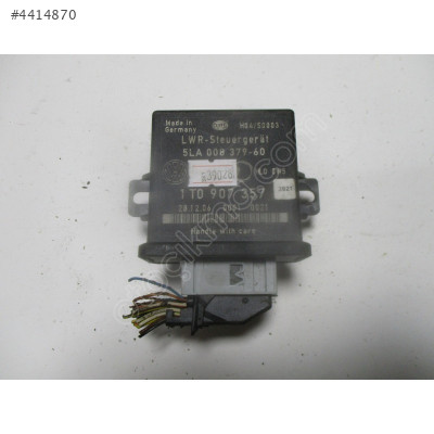 Volkswagen Golf LCM Işık Modülü 5LA008379-60 1T0907357
