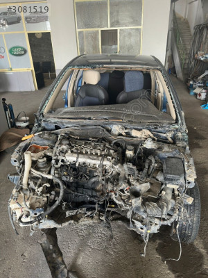 Hyundai Accent Era İster Bu şekilde İster Parça Parça Satılıktır