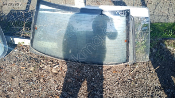 Mazda 323 sedan kasa arka cam