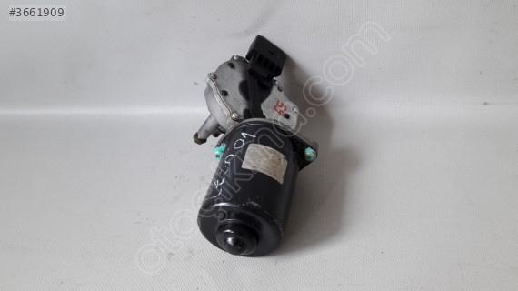 VOLKSWAGEN GOLF 4 ÖN SİLECEK MOTORU 443122235017