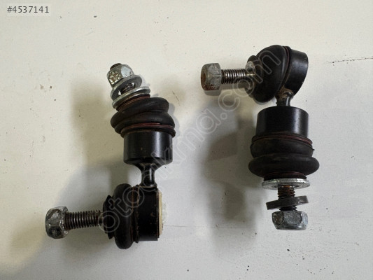 FORD FOCUS HB. ARKA Z ROT TAKIM