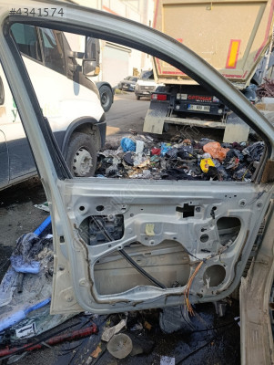 Renault scenic sol sağ arka ön boş kapı bagış