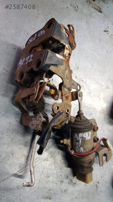 Toyota Corolla AE92 Fındık Kasa Sol Ön Kapı Kiliti yedek par