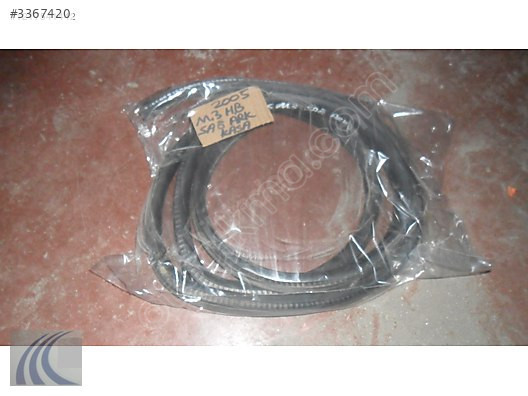 MAZDA 3 HB 2005 ÇIKMA SAĞ ARKA ŞASE FİTİL