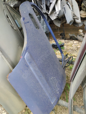 Toyota Starex sağ arka kapı
