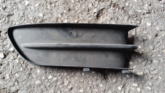 2001-2005 Renault Laguna 2 Sağ Sis Farı çerçevesi