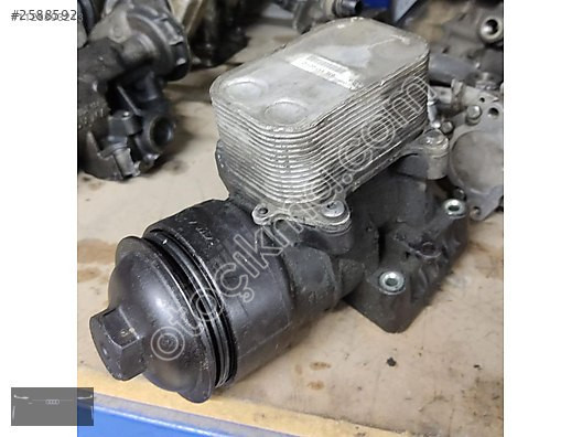 VW TRANSPORTER T.6 ORJİNAL ÇIKMA YAĞ SOĞUTUCU KÜTÜĞÜ 03L 117