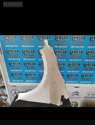 TOYOTA COROLLA SOL ÖN ÇAMURLUK