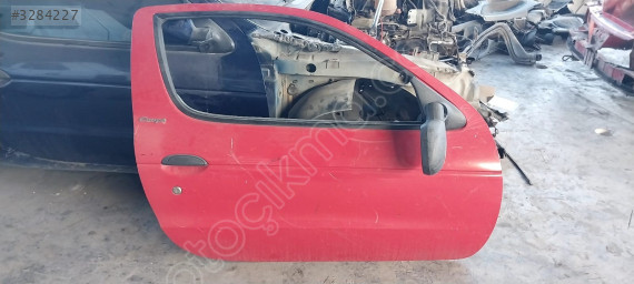 Renault Megane 1 Coupe Sağ Ön Kapı