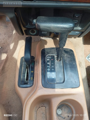 Grand Cherokee otomatik vites konsolu