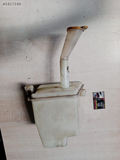 Nissan Primera P11 Orijinal Su Fıskiye Deposu 97-2002 Model