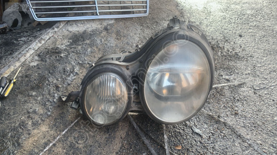 Mercedes w210 makyajsız hatasız orijinal zenon sol ön far