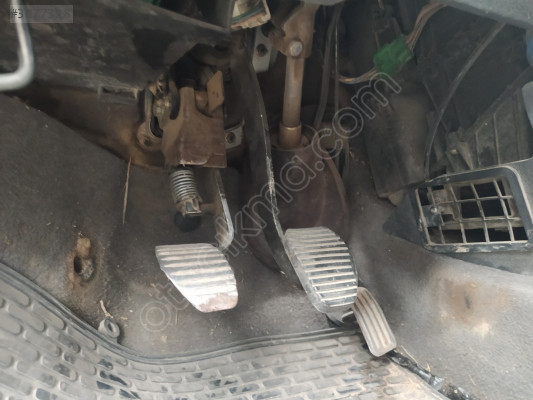 ÇIKMA PEUGEOT PARTNER GAZ PEDALI