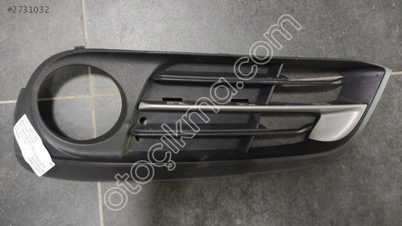 BMW F10 LCİ ÖN TAMPON SOL SİS ÇERÇEVESİ 2014 2016 51117331735 Ç