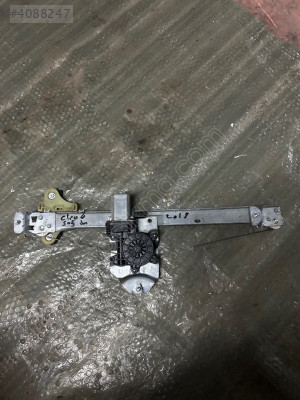 2018 clio 4 sağ ön kapı cam krikosu
