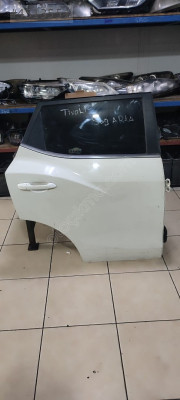 SSANGYOUNG TIVOLI SAĞ ARKA KAPI