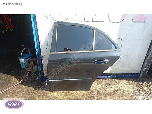 Mercedes E Kasa W211 Sol Arka Kapı Siyah Orijinal Hatasız